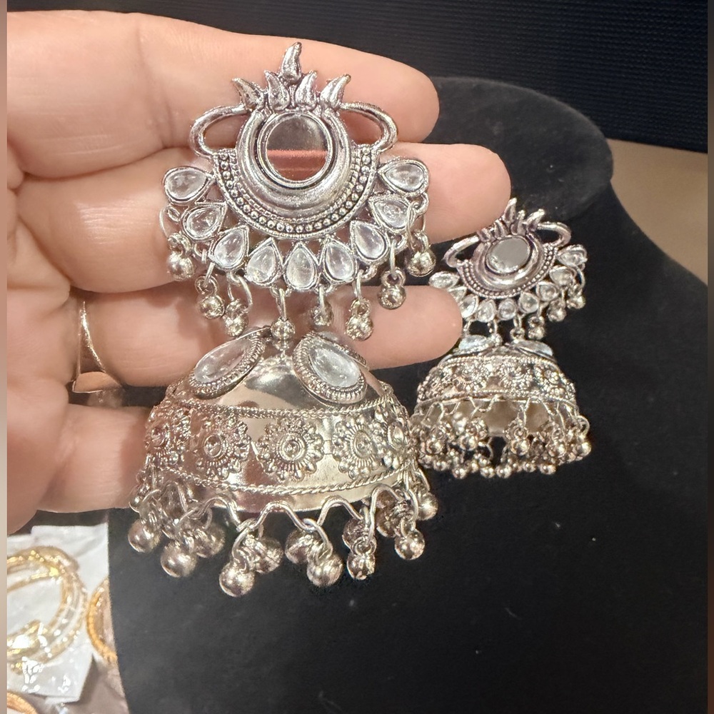 Pakistani Indian Desi Silver-Tone Jhumka Earrings - Elegant Silver Jhumki